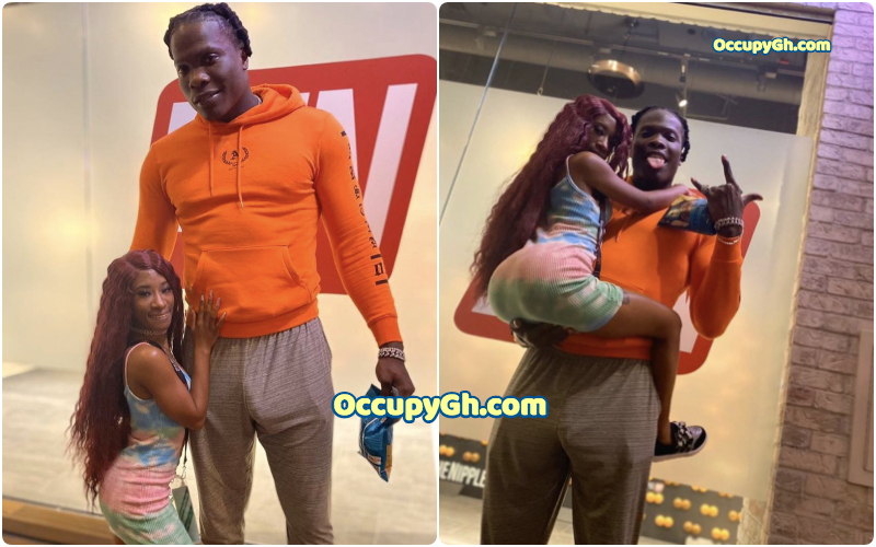 Photos Of A Giant With His Little Girlfriend Goes Viral On Social Media