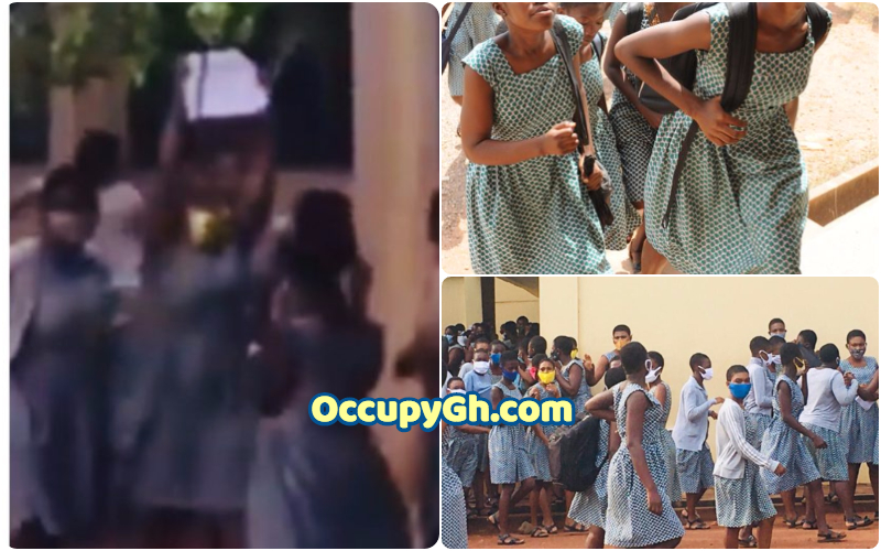 accra girls students chanting