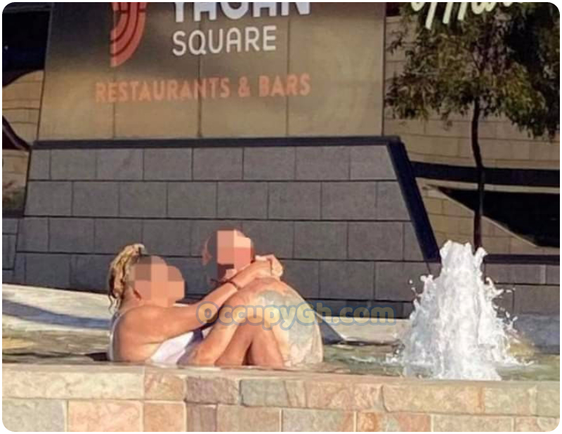 couple hotel fountain
