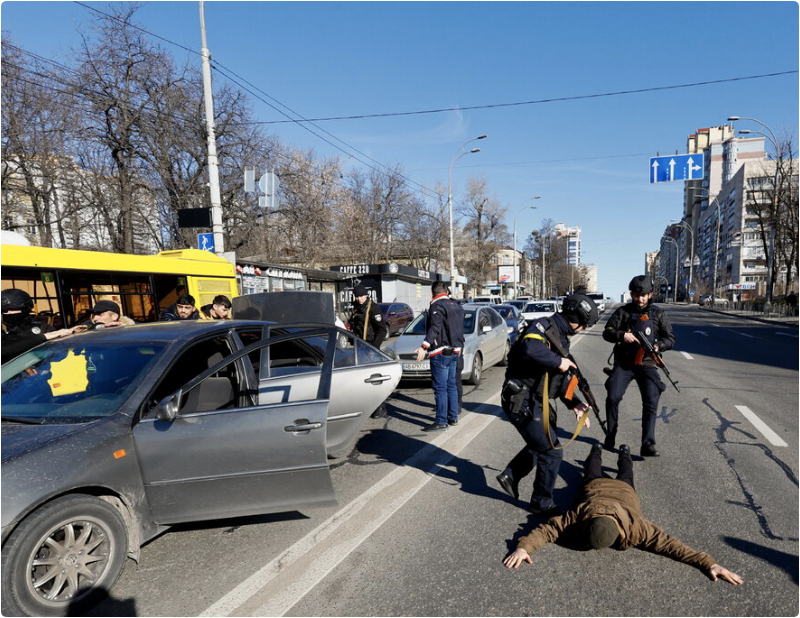 Ukraine russia begin talks belarus