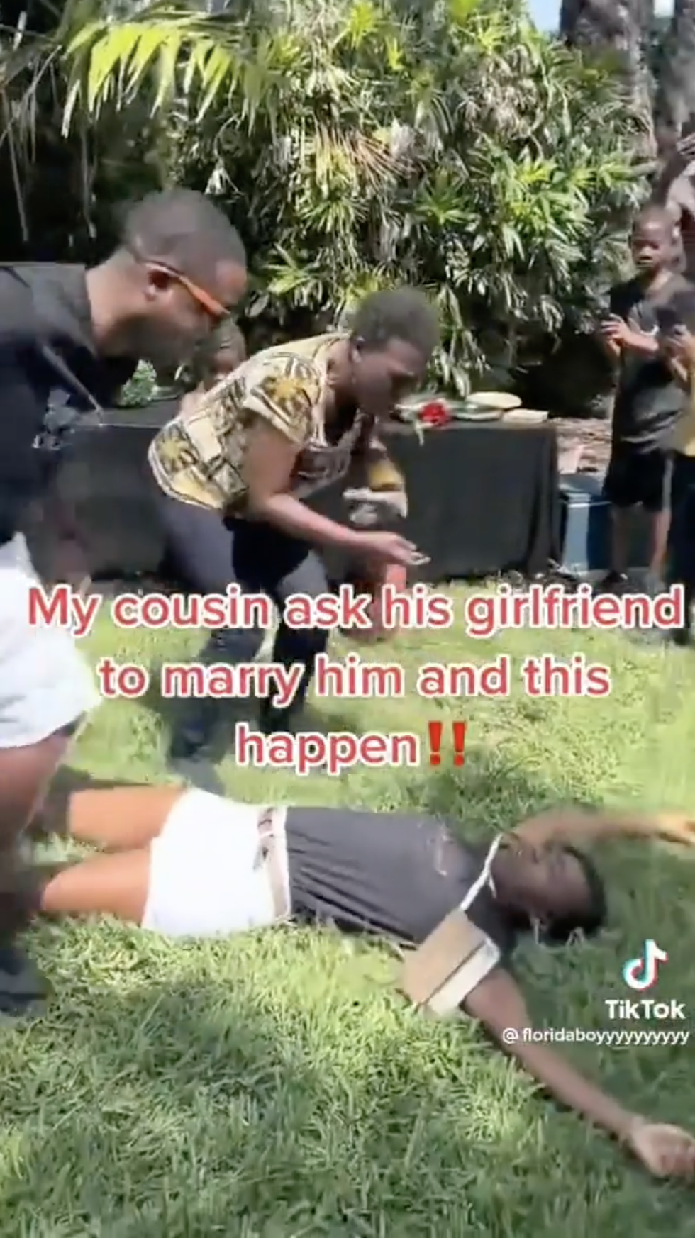 lady faints boyfriend proposed