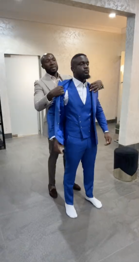 Sarkodie in Blue Suit
