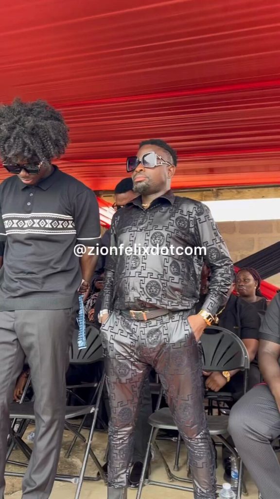 Kuami Eugene Late Father funeral