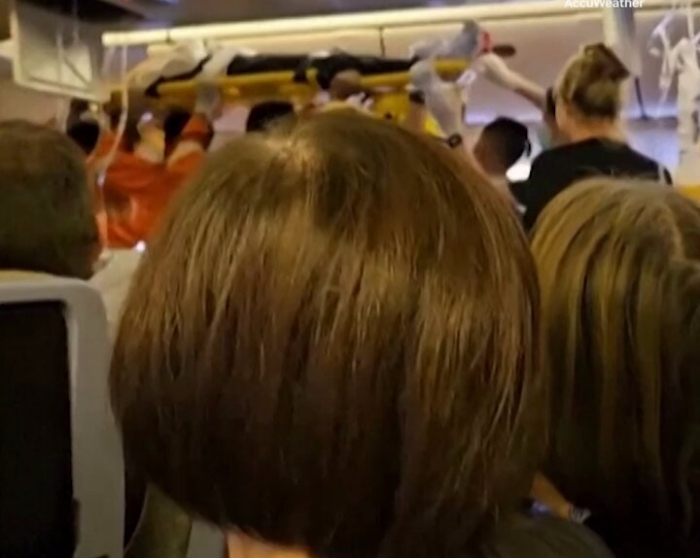 Turbulence Singapore Flight