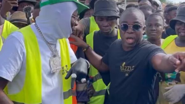 shatta wale donate buzz stop boys